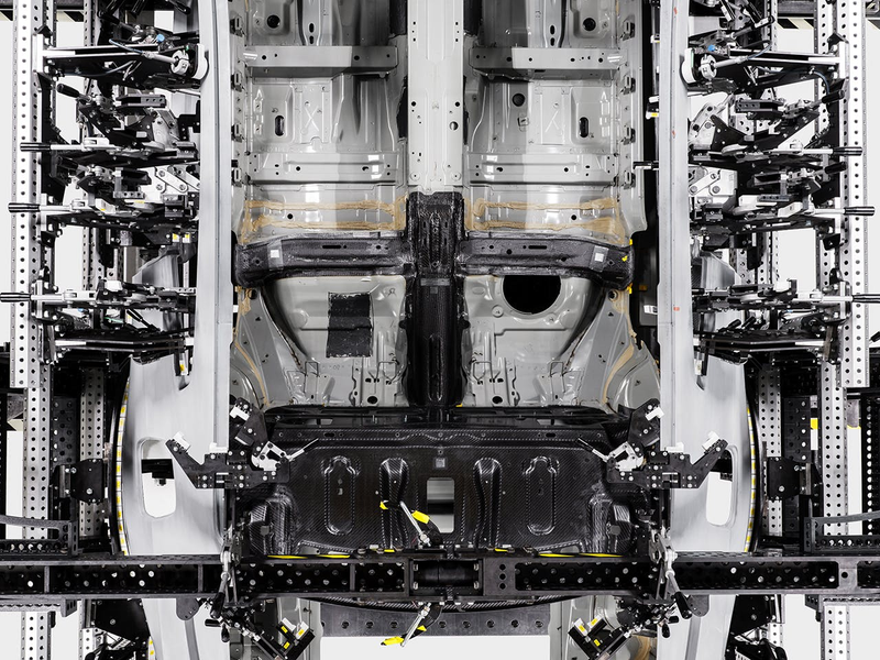 Illustration for article titled The Polestar 1 Will Trim 500 Pounds Thanks To A Lot Of Carbon Fiber
